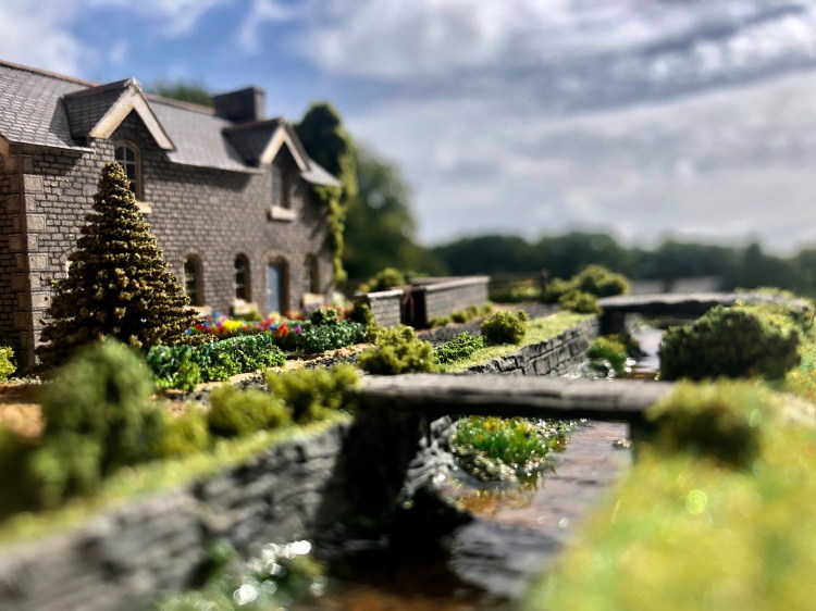 N scale Workers Cottages